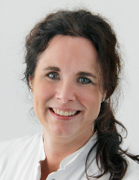 Dr. Katja Hammer Dr. Katja Hammer